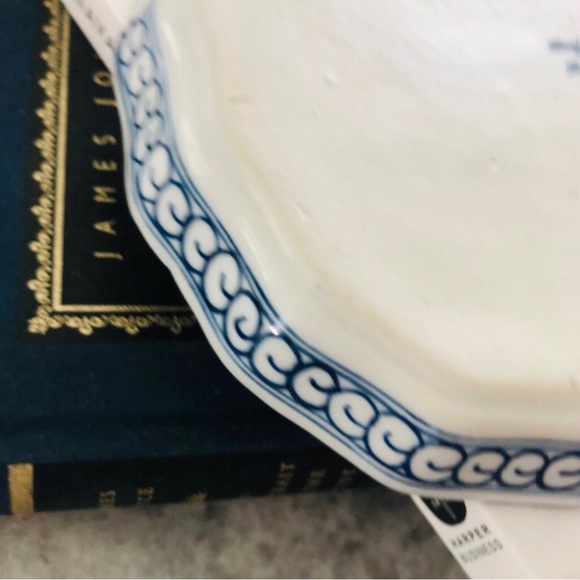 1970 Hand-painted Scalloped Shaped Fish Jewelry Trinket Dish - Picture 4 of 5